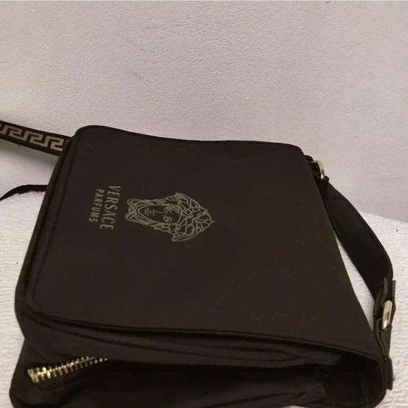 Versace Perfumes expandable black logo shoulder bag - Picture 5 of 16